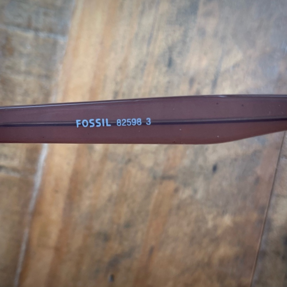 Fossil Cat Eye Sunglasses in Taupe - Picture 5 of 5